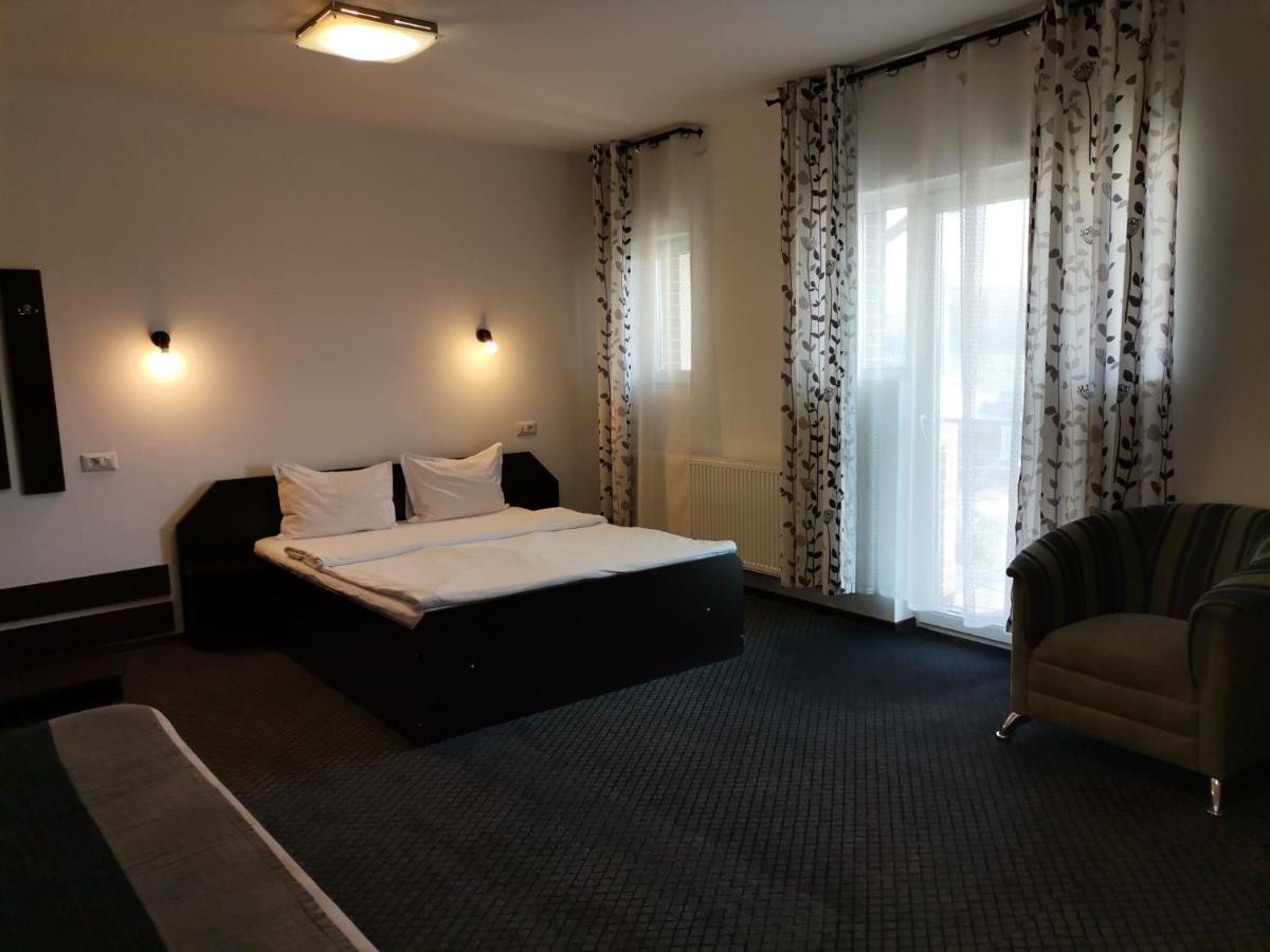 Motel Davios Târgu Jiu المظهر الخارجي الصورة