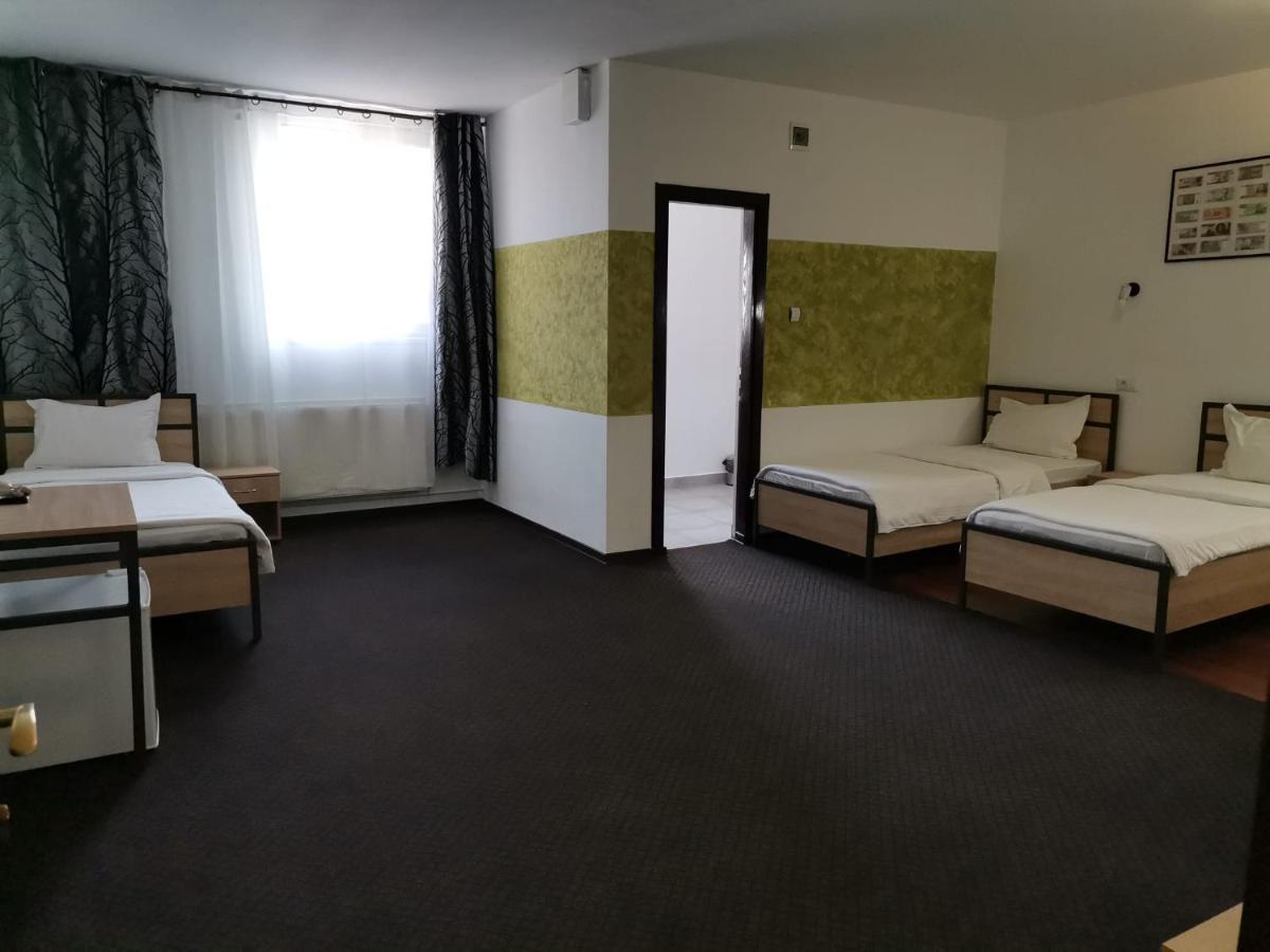 Motel Davios Târgu Jiu المظهر الخارجي الصورة