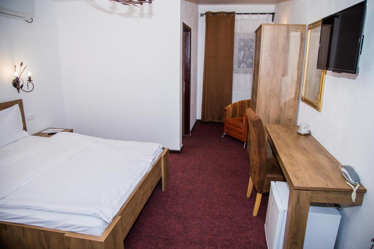 Motel Davios Târgu Jiu المظهر الخارجي الصورة