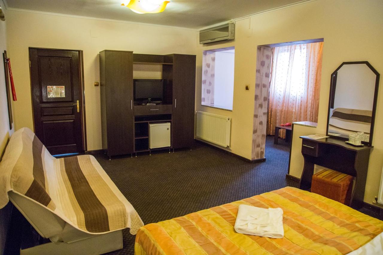 Motel Davios Târgu Jiu المظهر الخارجي الصورة